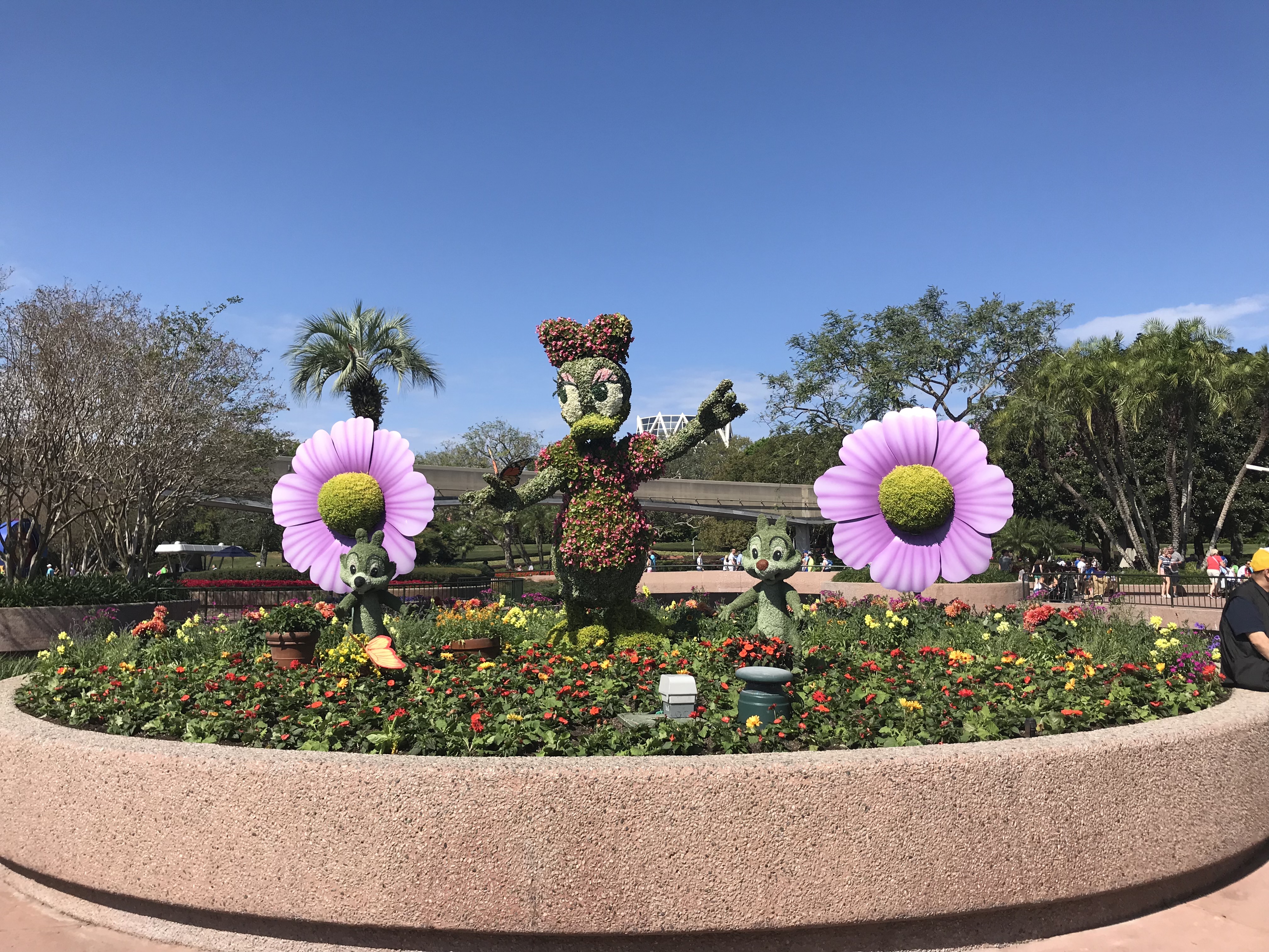 Daisy Duck at Epcot's 2018 Flower and Garden Festival