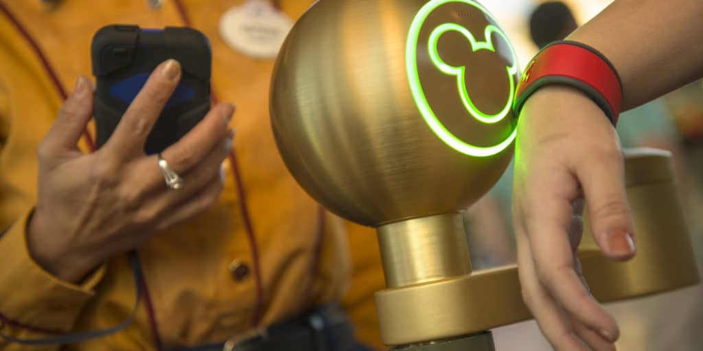 Fastpass Disney 2025 Francis N Fish