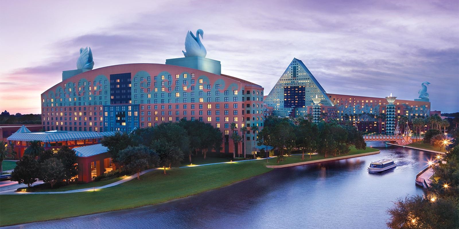 Swan and Dolphin Resort Super Bowl Champions Package