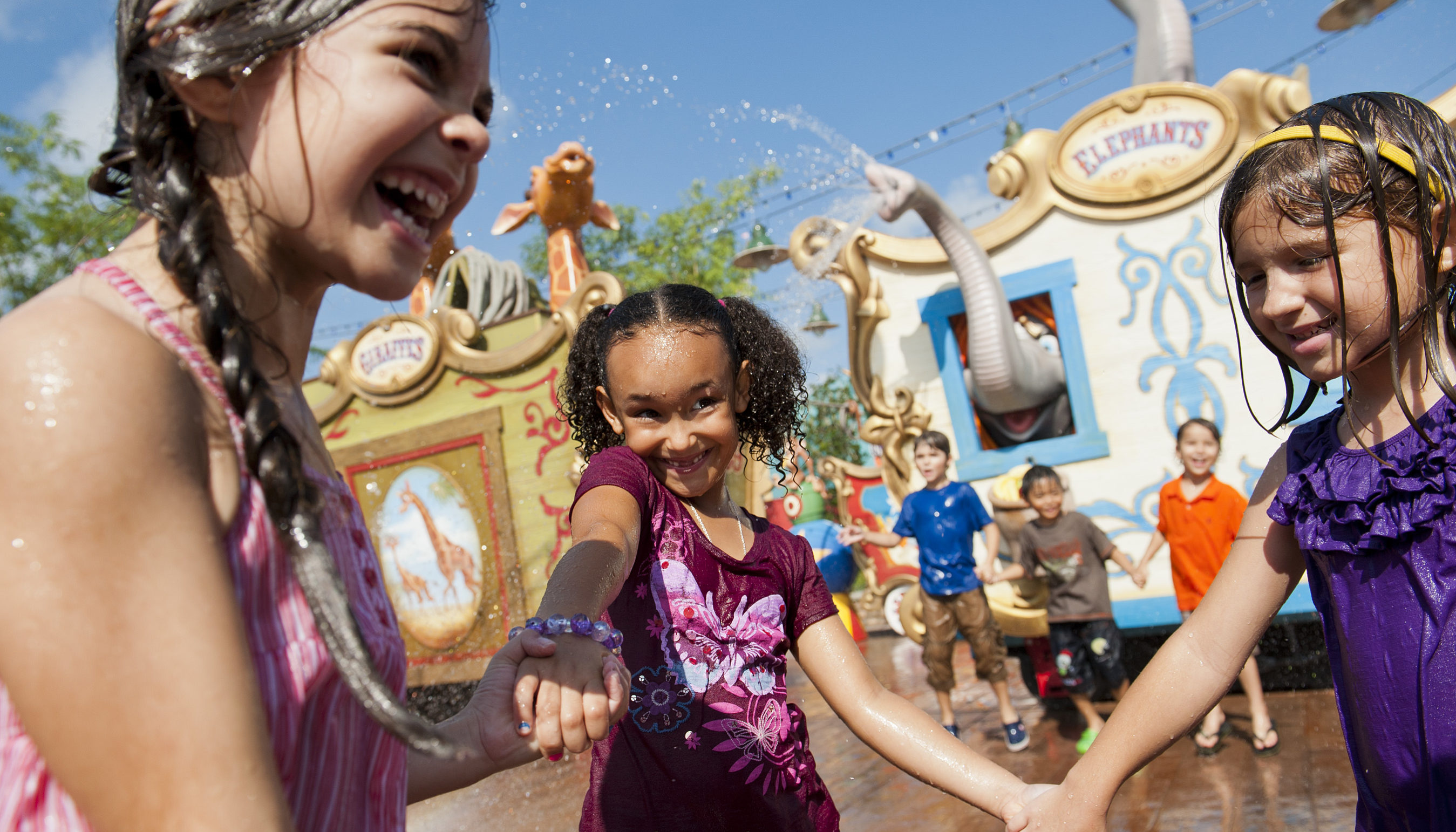 How to stay cool in Florida at Storybook Circus splash pad in Magic Kingdom