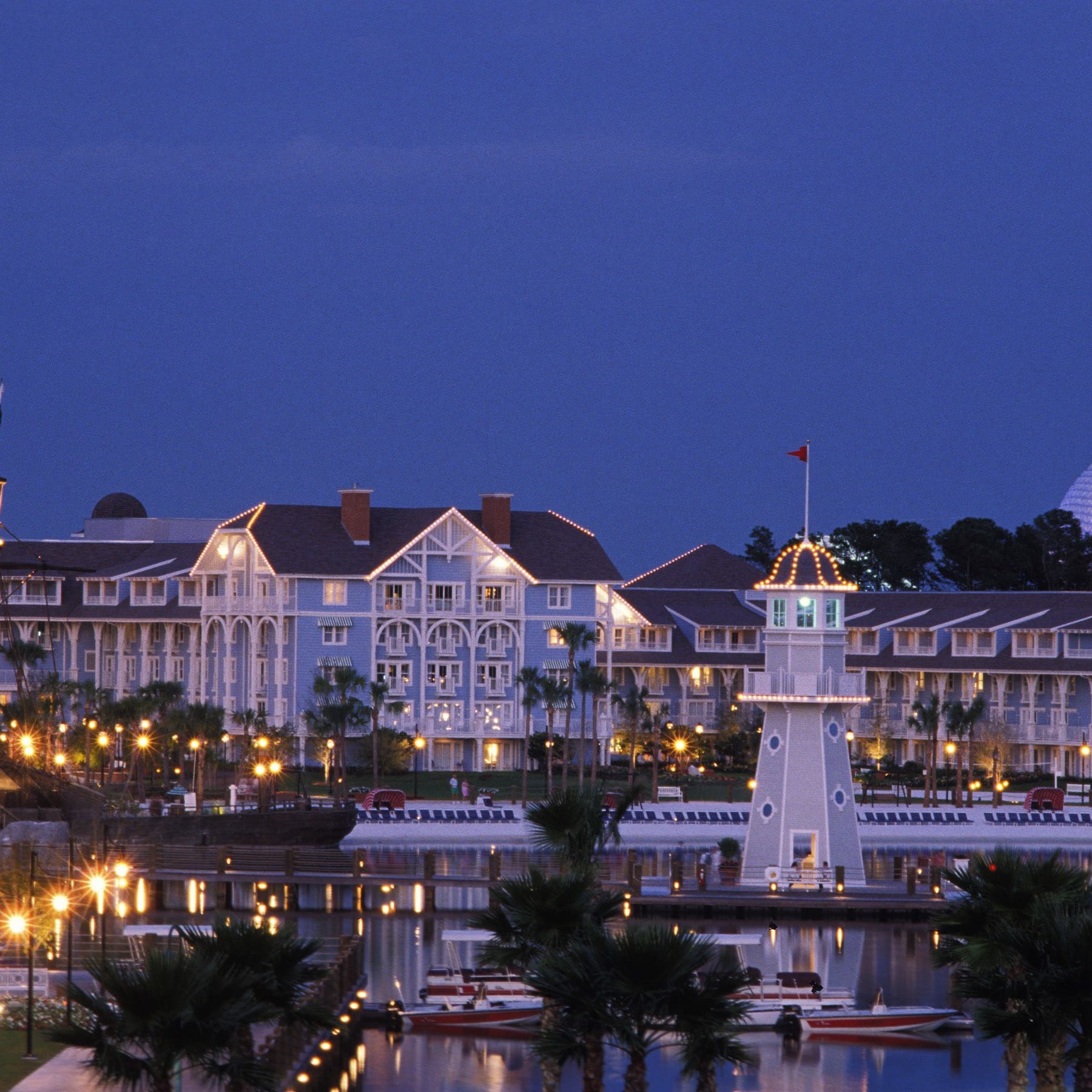 Disney's Beach & Yacht Club Deluxe Resort