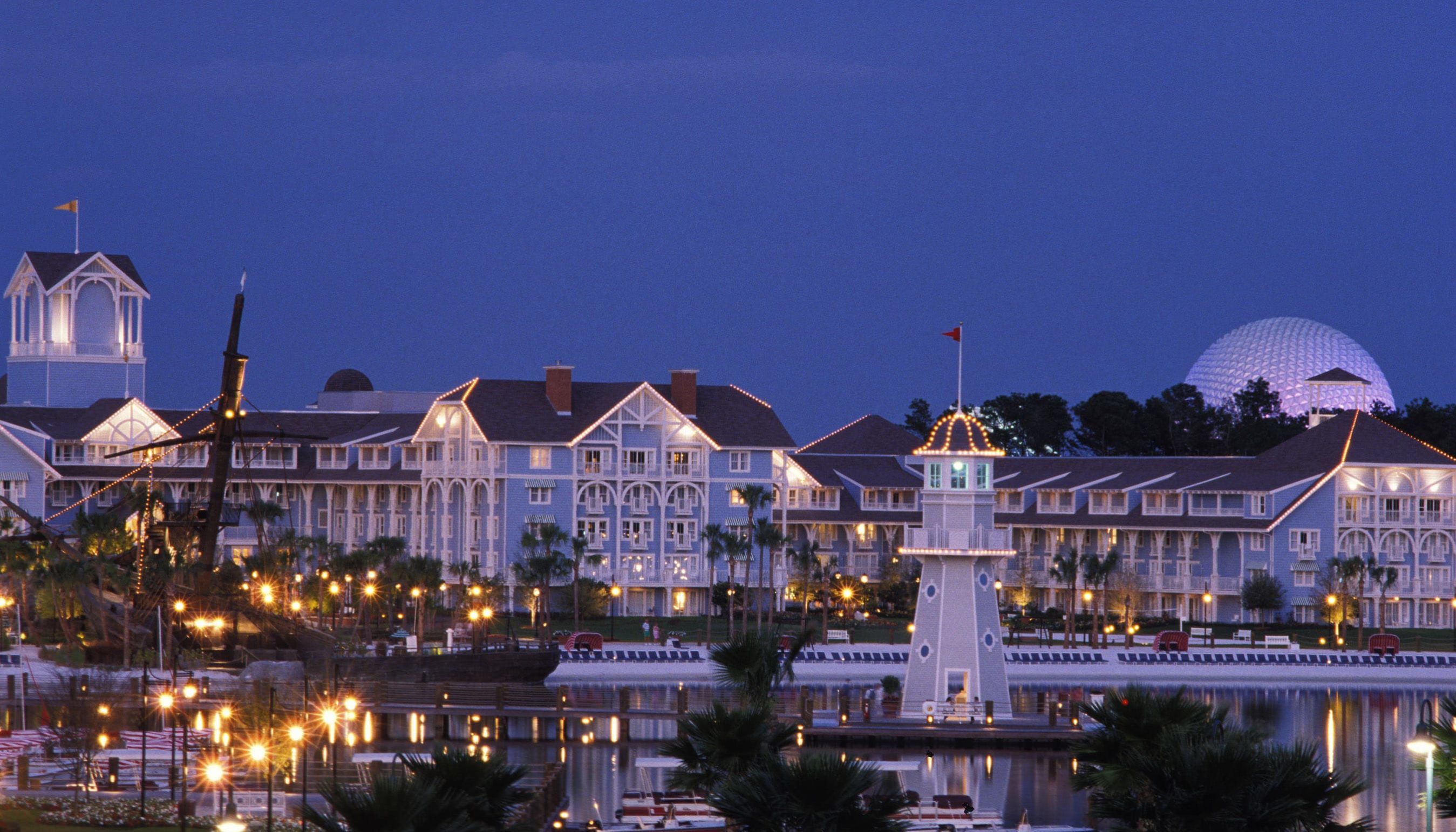 Disney's Beach & Yacht Club Deluxe Resort