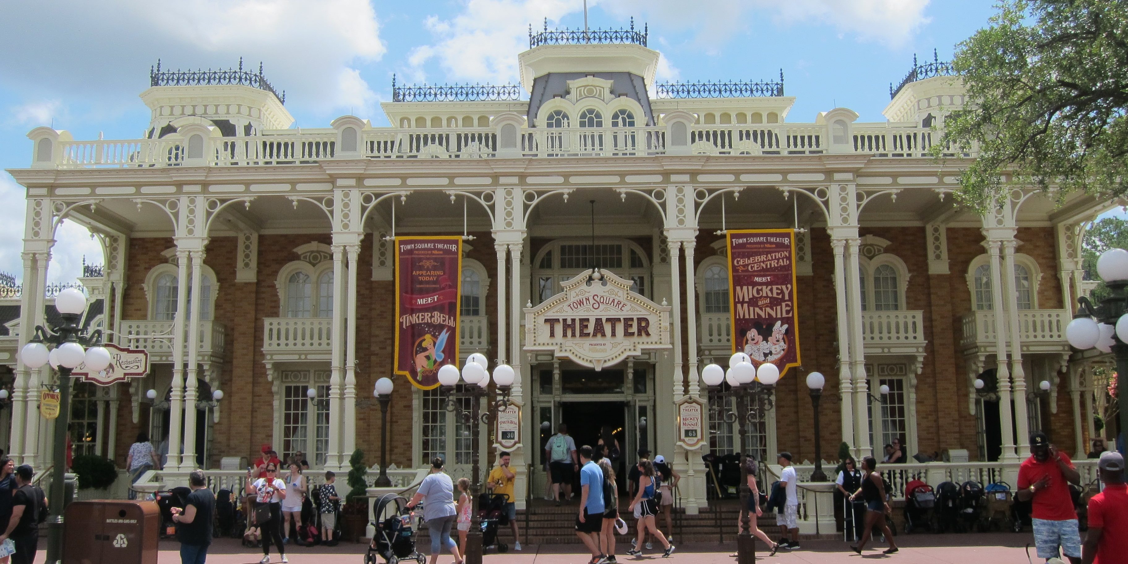 43 top tips for your next vacation to Disney World #disneyworld #disneytips #travelagent