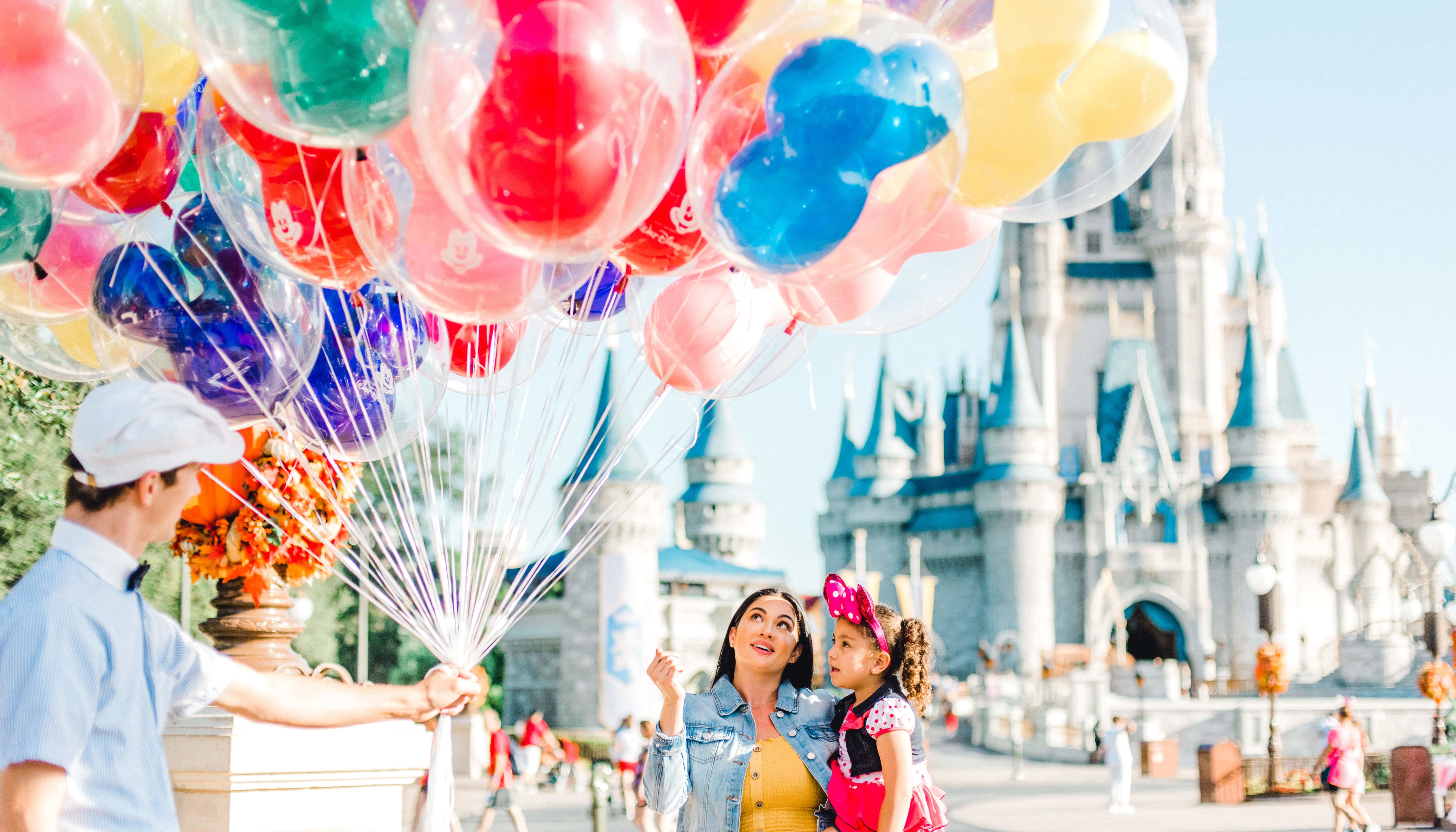 How to experience the Disney Magic at home! #disneyworld #disneytrip #disneyvacation #travelagent