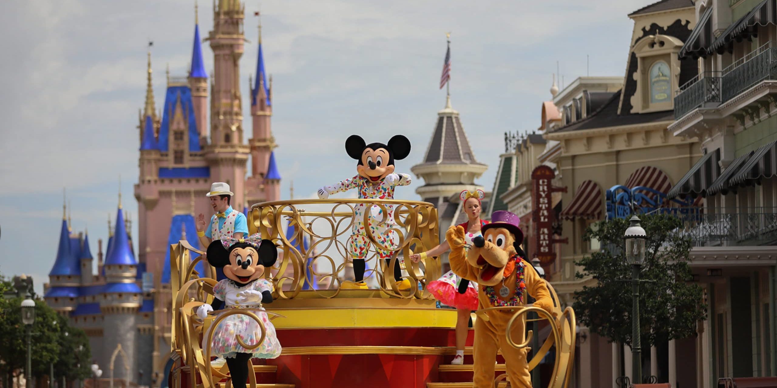 ‘Mickey and Friends Cavalcade’ Disney World character cavalcades, where you can find the characters in the parks on your next visit! #disneyworld #disneycharacters #disneytrip #disneyvacation #disneyplanning #travelagent #disneytravelagent